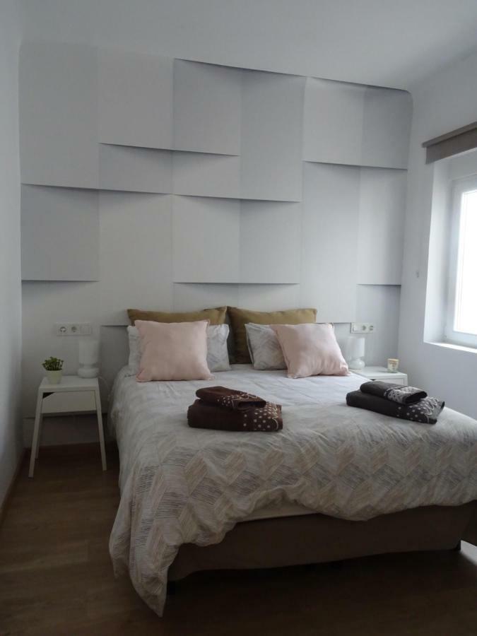 Diseno Y Confort En El Centro De Аликанте Екстериор снимка